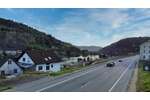 Ehemaliges Gasthaus mit 3 Einzelzimmer & 5 potentiellen Wohnungen inkl. Gaststätte und Parkplätze - Mehrfamilienhaus, Wohnhaus Neckarsteinach | Angebot:26059448